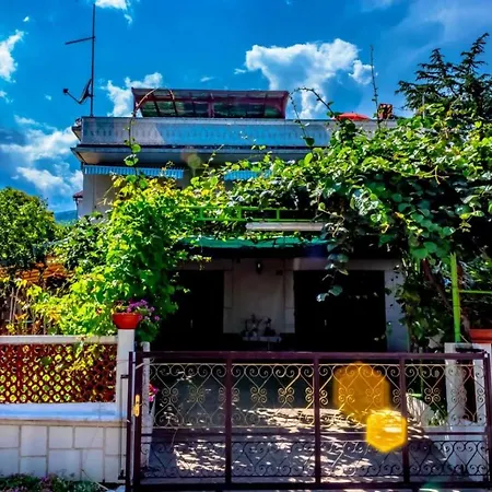 Gea 2 Apartamento *