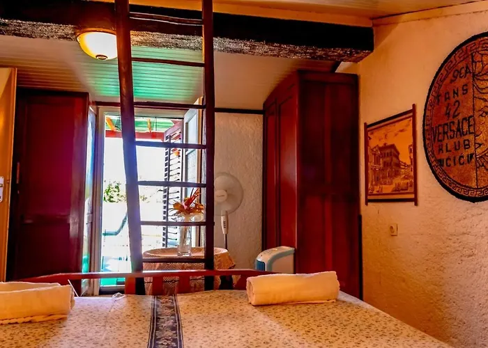 Apartment Gea 2 Icici