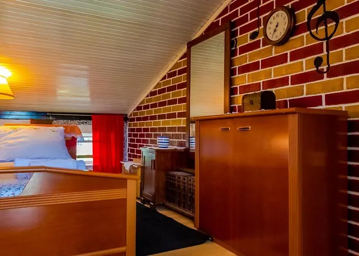 Gea 2 Apartment Icici